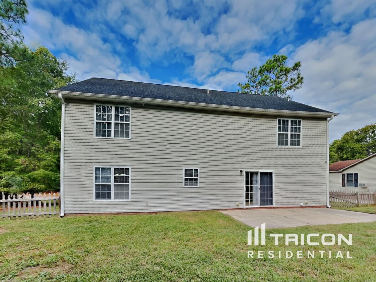 Building Photo - 43 Lotus Ln