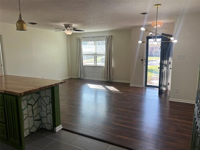 Building Photo - 7720 Gaston Ave