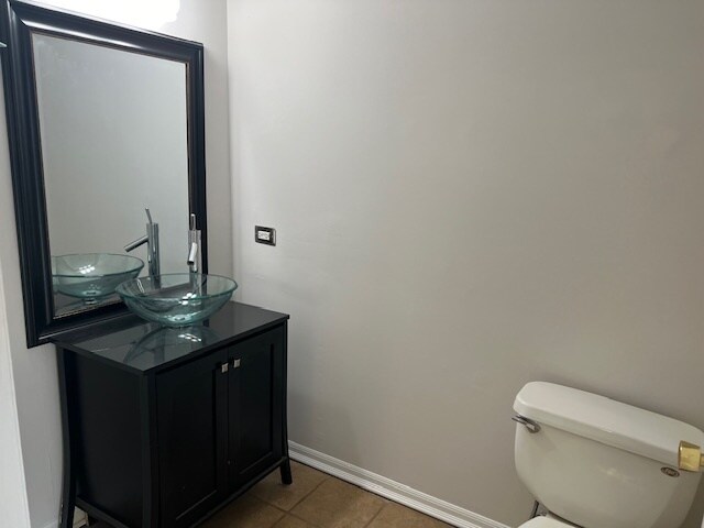 Building Photo - 16650 Liberty Cir