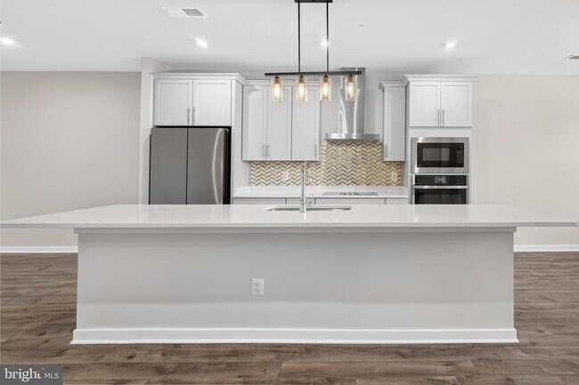Building Photo - 4053 Legato Rd