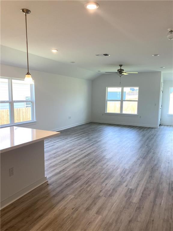 Building Photo - 7611 Pewter Luster Bnd