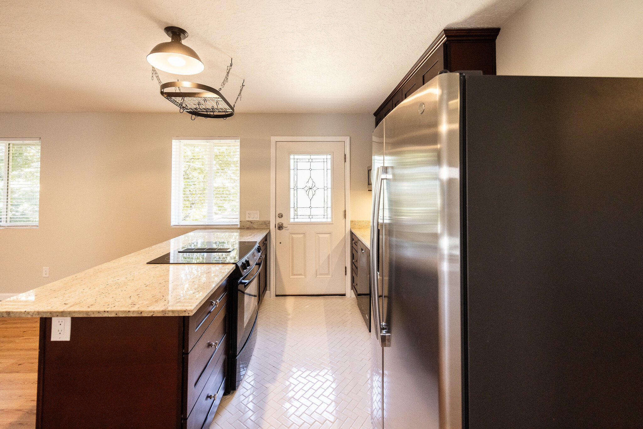 Kitchen - 8717 NE Webster St