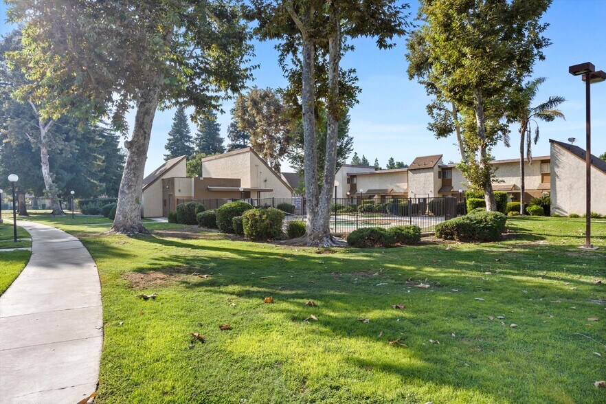 Building Photo - 4700 Nordic Dr