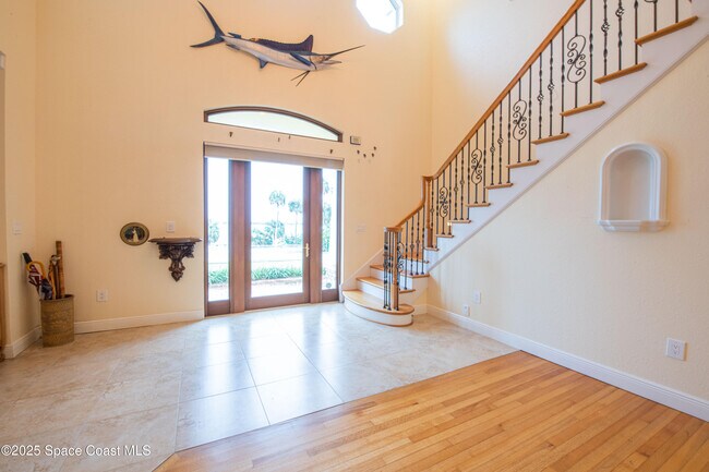 Building Photo - 1613 Indian River Dr