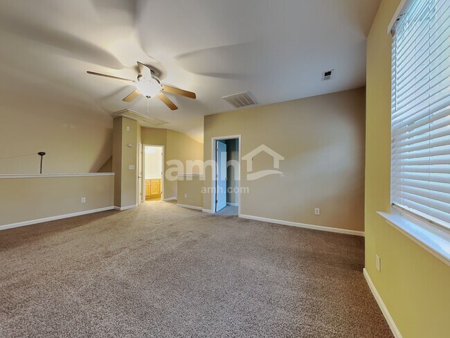 Building Photo - 1606 Hayesville Dr