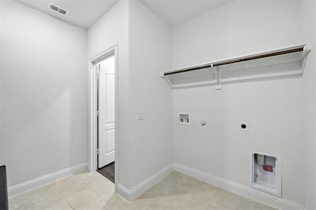 Building Photo - 7508 Windy Meadow Dr