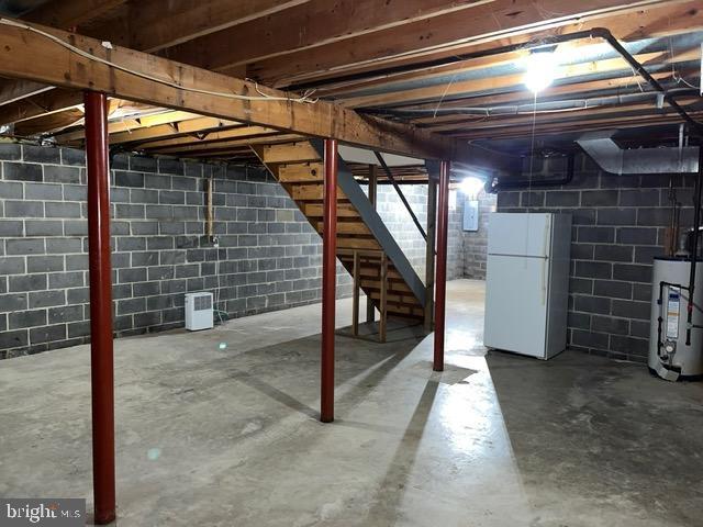 Building Photo - 406 Williamsburg Ct