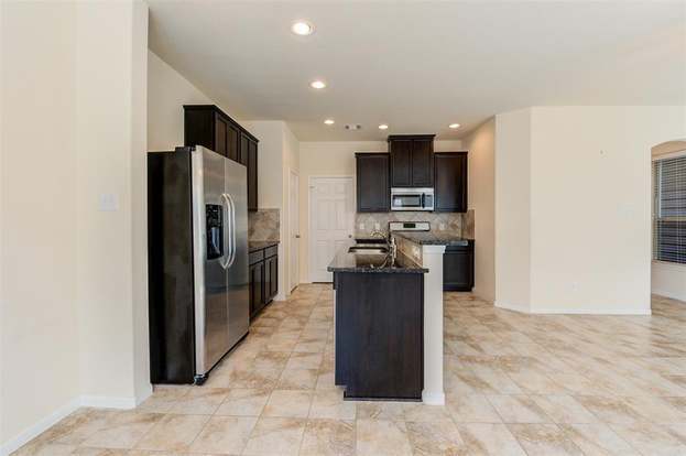 Building Photo - 8023 Villa Lago Ln