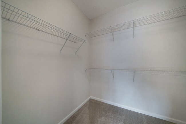 Building Photo - Luxury 3 Bedroom 4 Bath Townhome in Atwate...