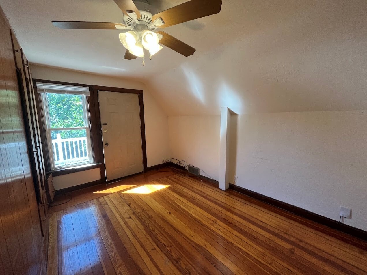 Building Photo - 1119 Emerald St