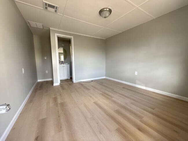 Building Photo - 12102 Belair Rd