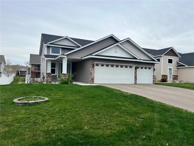 Building Photo - 1731 Riverside Dr