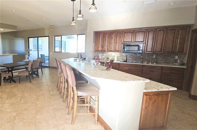 Building Photo - 10750 Union St