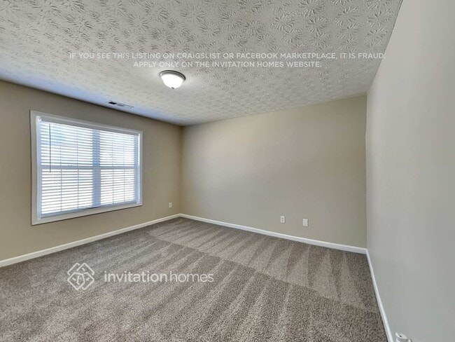 Building Photo - 1424 Fairbrooke Ct