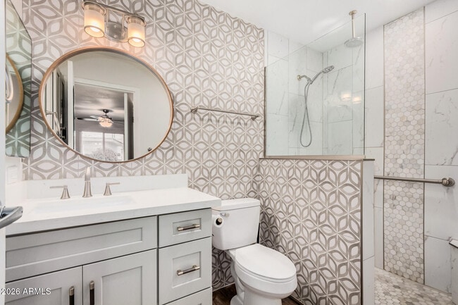 Building Photo - 16635 N 103rd Ave