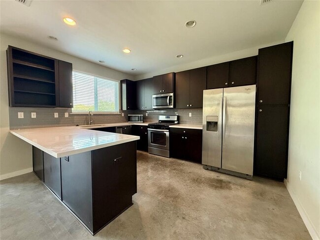 Building Photo - 301 W Stassney Ln
