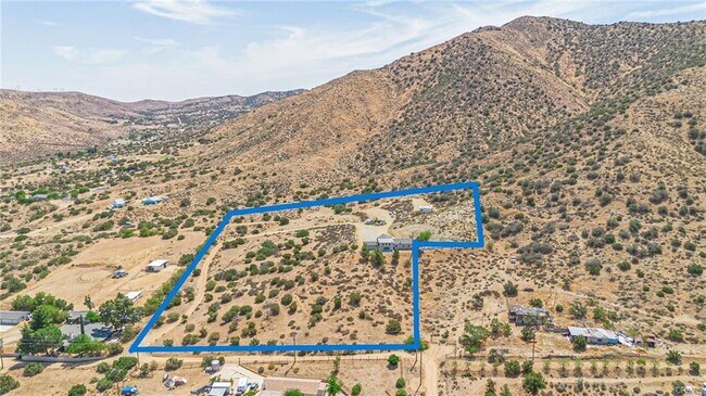Building Photo - 33110 Hillside Dr
