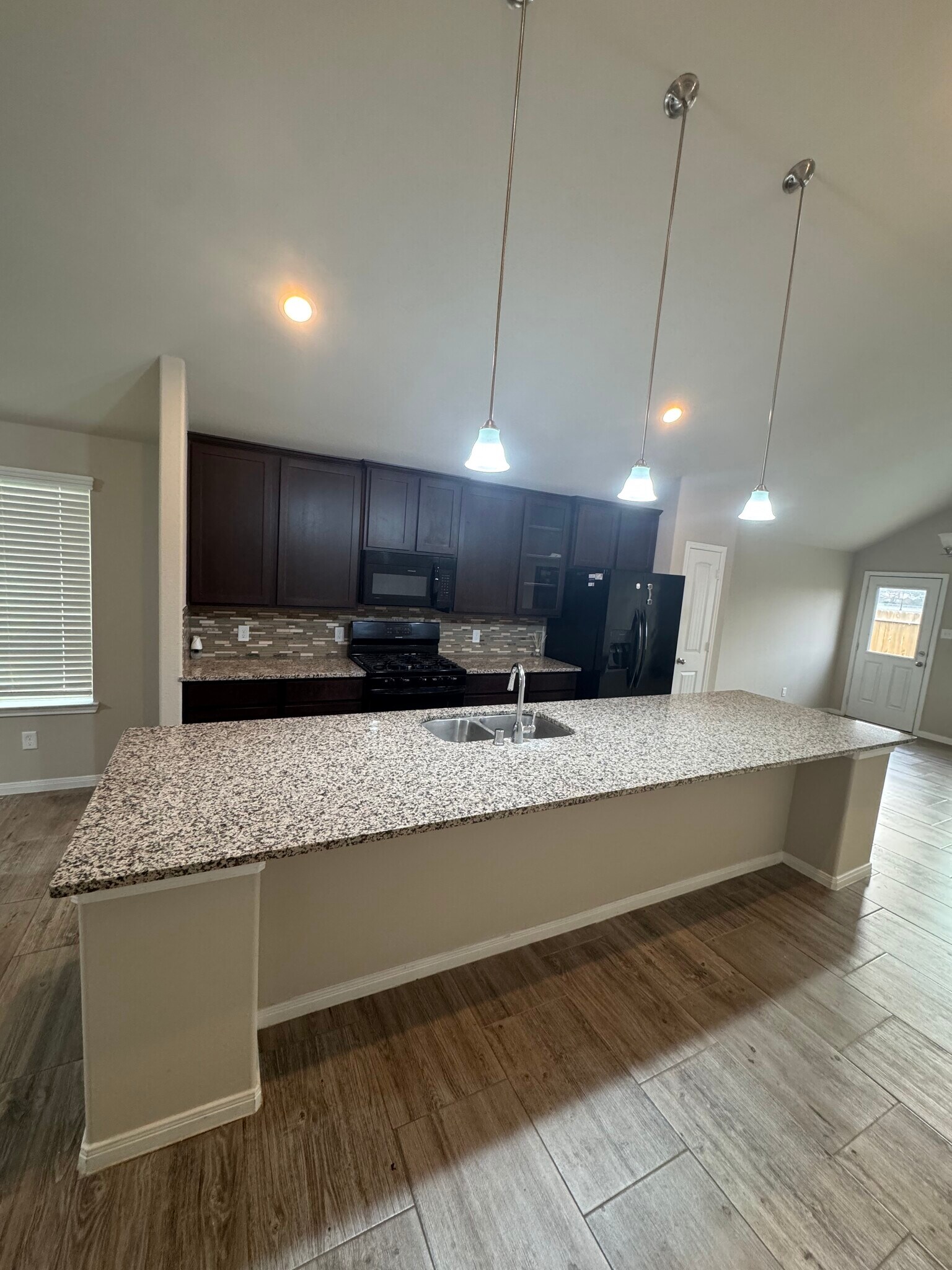 Building Photo - 7911 Tuscan Cypress Dr