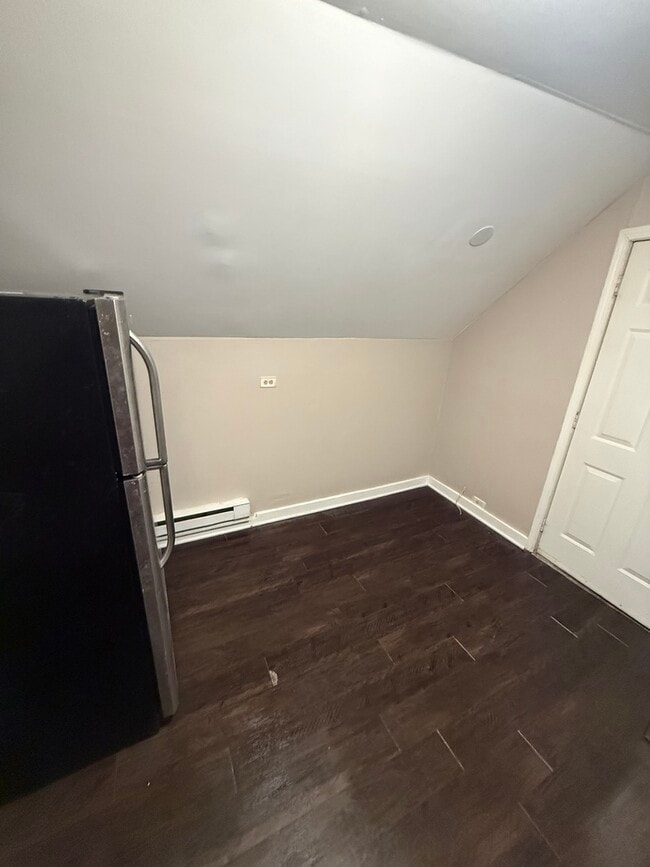 Building Photo - 263 N Wildwood Ave