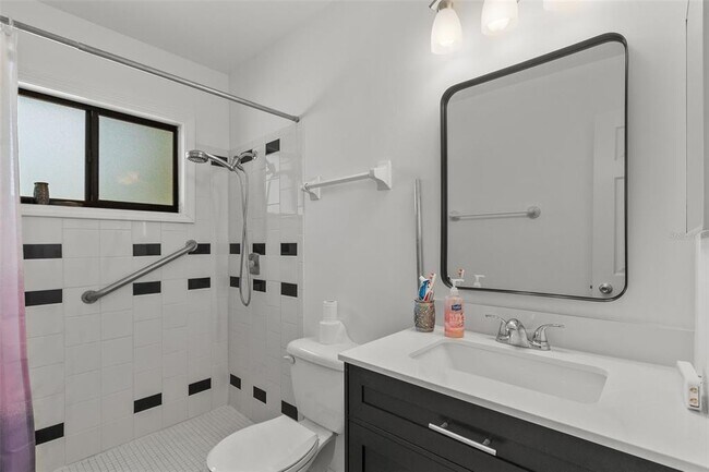Building Photo - 5628 Linksman Pl