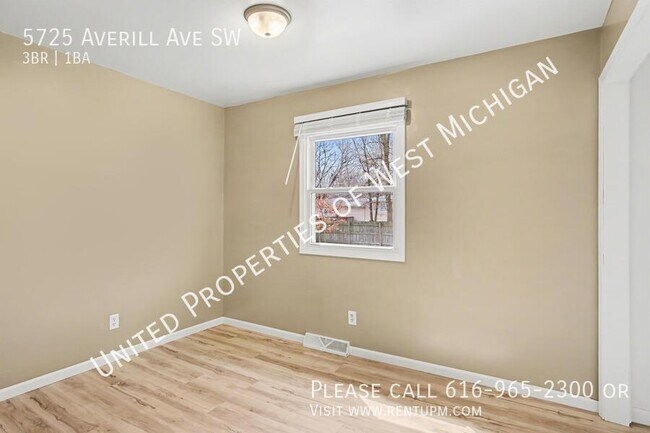 Building Photo - 5725 Averill Ave SW