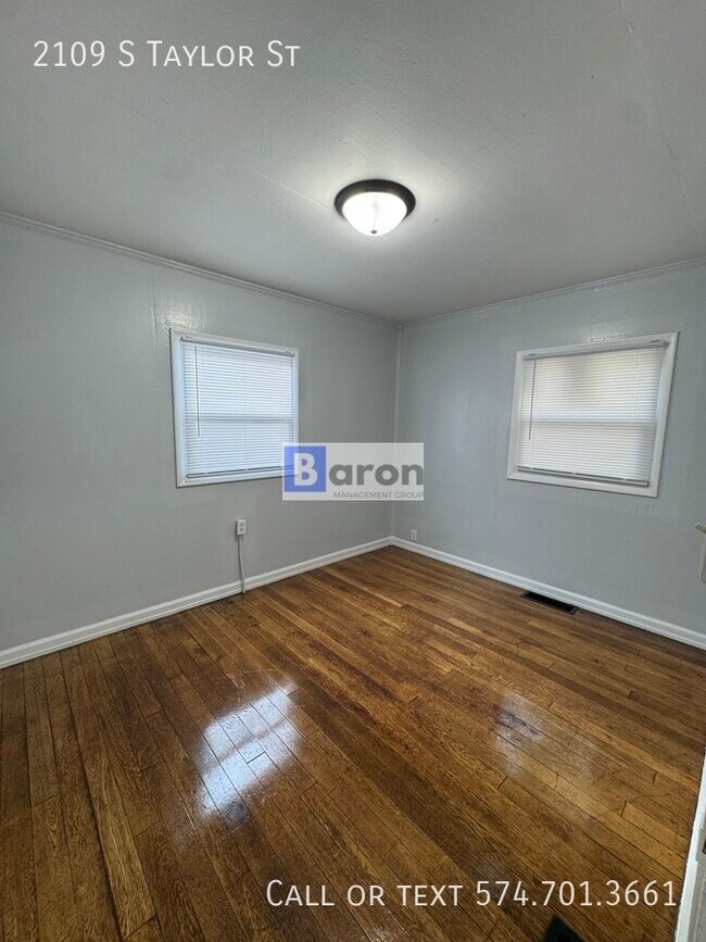Building Photo - 2109 S Taylor St