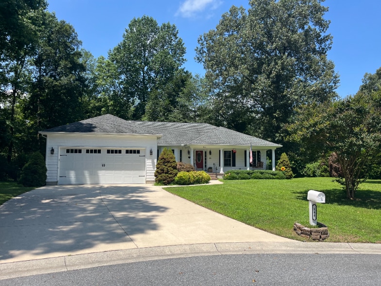 Primary Photo - 144 Wildswood Rd