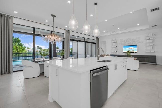 Building Photo - 11242 Gln Orch Ln