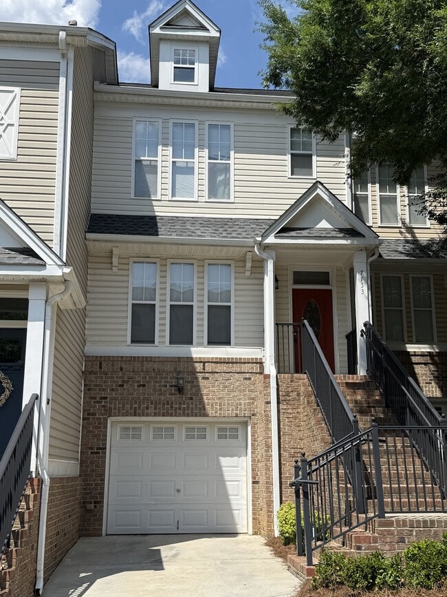 Building Photo - 7133 Founders Club Ct