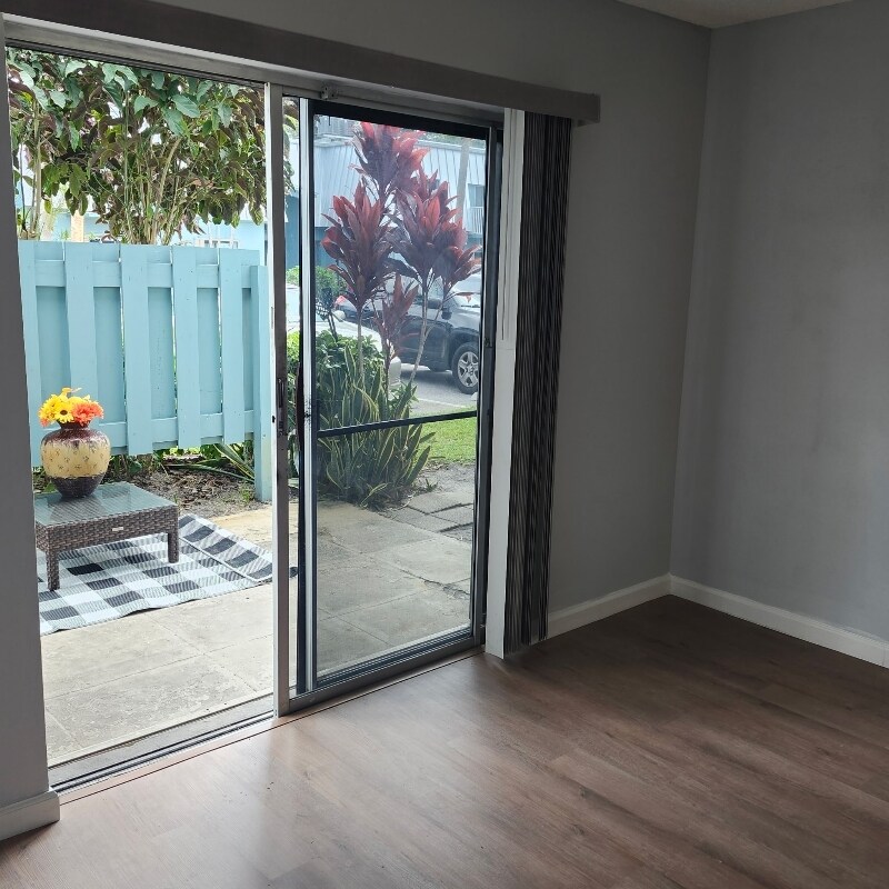 Building Photo - 950 S Kanner Hwy