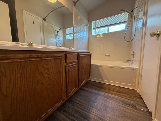 Building Photo - 2501 Windmill Dr