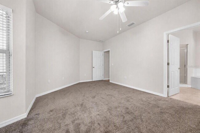 Building Photo - 1125 NW 120th Way