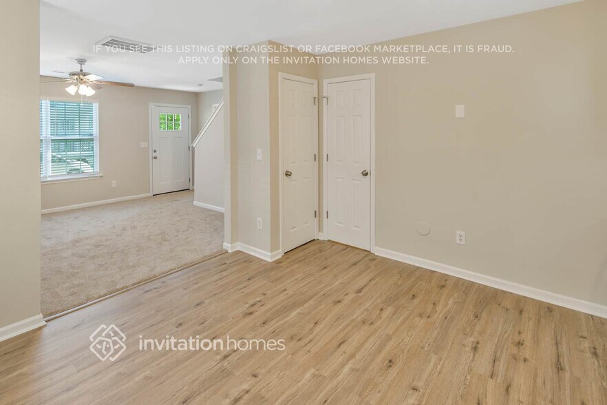 Building Photo - 236 Pangle Dr