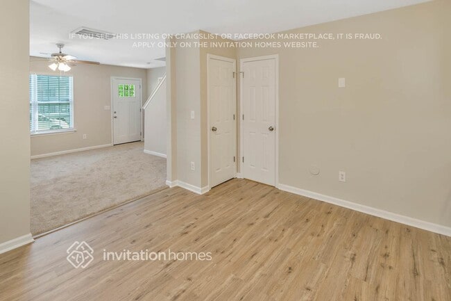 Building Photo - 236 Pangle Dr