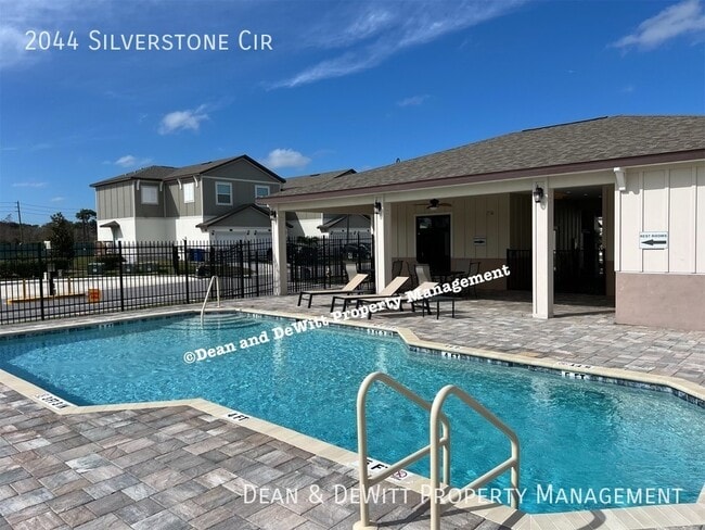 Building Photo - 2044 Silverstone Cir