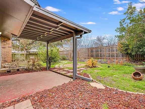 Building Photo - 10406 Macmora Rd