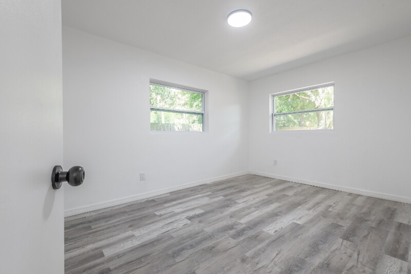 Building Photo - 763 NE 12th St