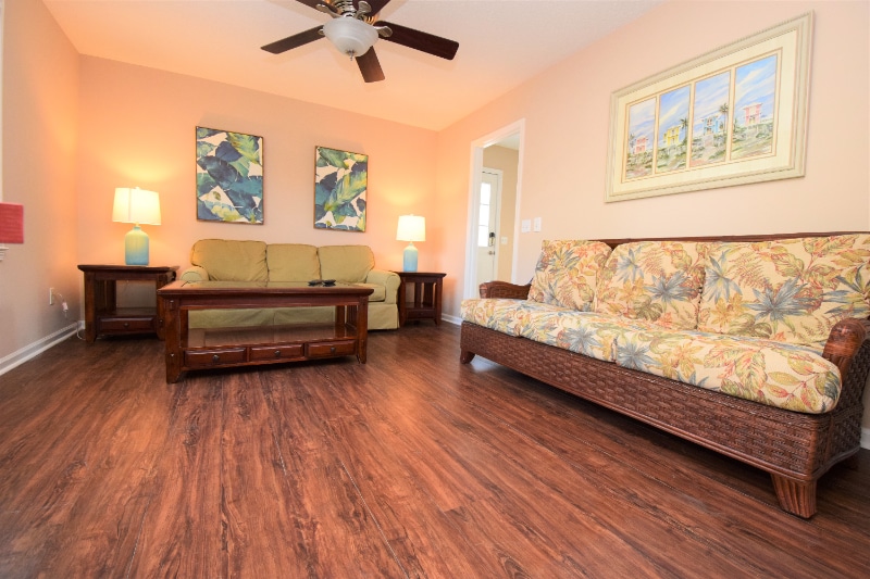 Primary Photo - 617 Plymouth Dr