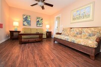 Building Photo - 617 Plymouth Dr