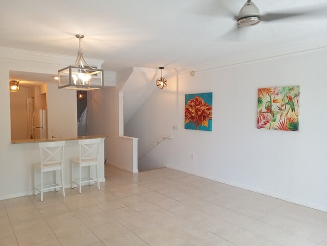 Building Photo - 2018 Alta Meadows Ln