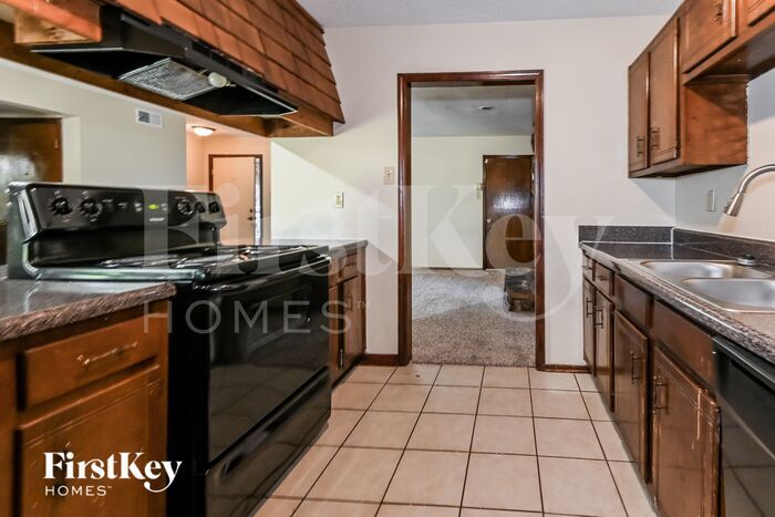 Building Photo - 4585 Knotty Oaks Dr