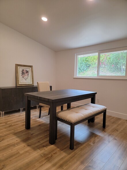 Building Photo - 16974 Escalon Dr