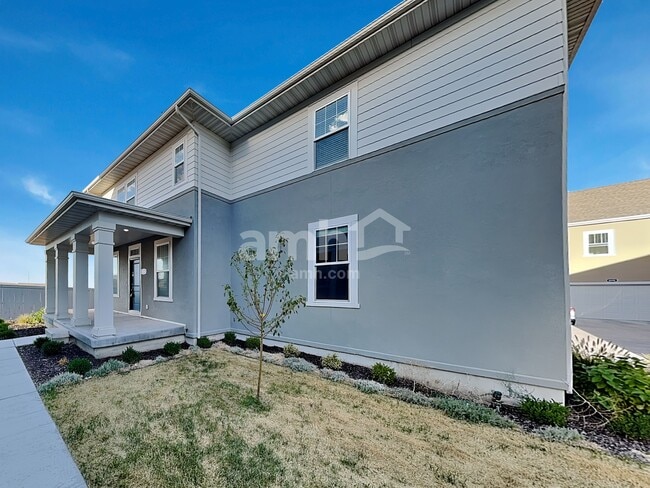 Building Photo - 6098 W Copper Hawk Dr