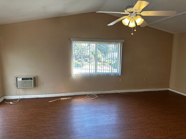 Building Photo - Riverside Home For Rent- *Move In Incentive*