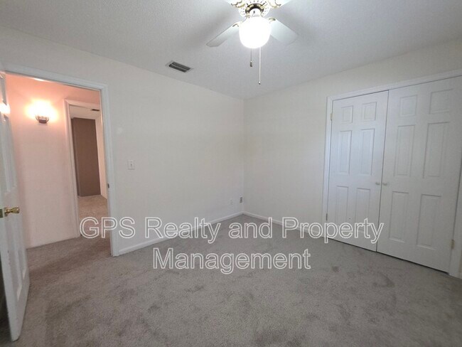 Building Photo - 640 Mariner Way