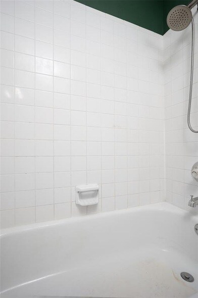Building Photo - 336 Lariat Cir