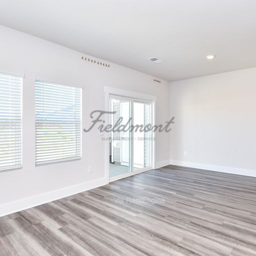 Building Photo - 429 Ellis Mill St