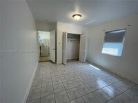 Building Photo - 1567 NE 110th St