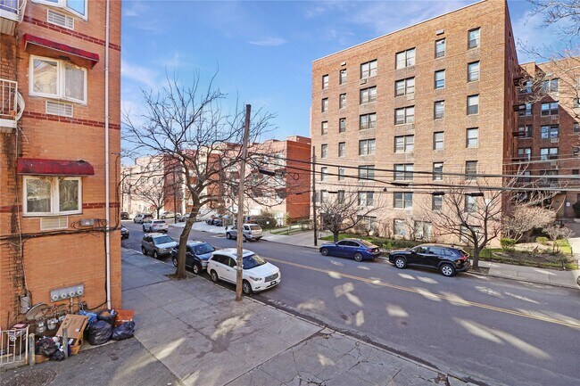 Building Photo - 140-32-140-34 34th Ave