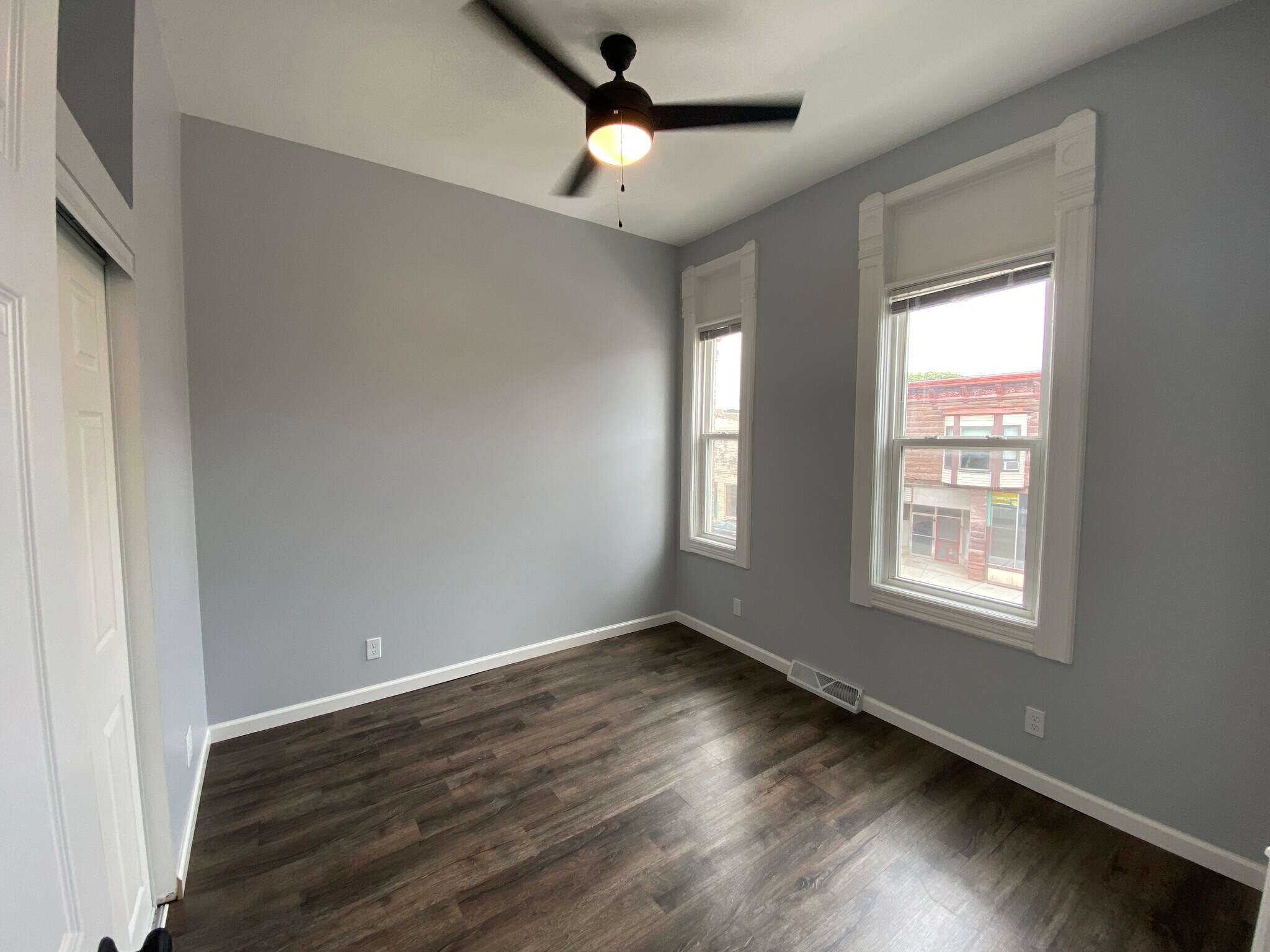 Building Photo - 44 N Main St